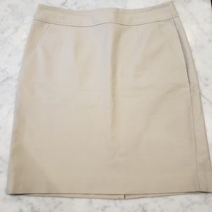 Banana Republic cream pencil skirt